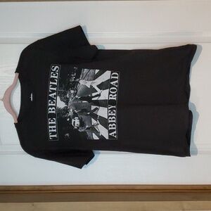 The Beatles abbey road black and white classic graphic tee shirt